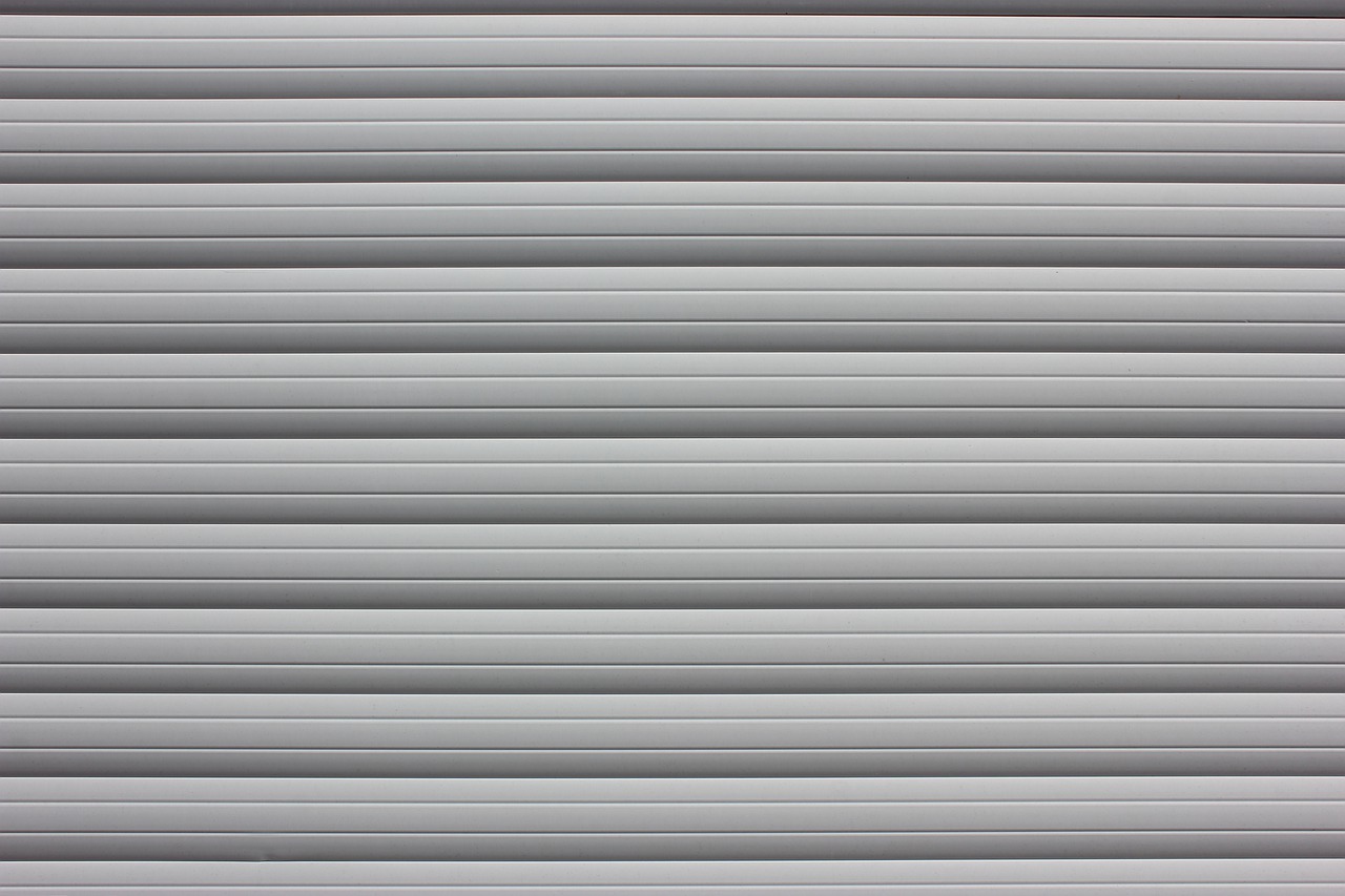 rolladen-5031763_1280.jpg